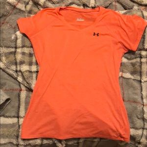 Orange under armor t shirt